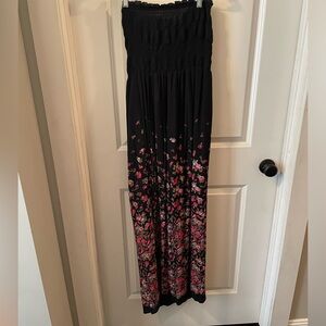 Cute Strapless Boho Black Dress with Pink Flowers 🌺